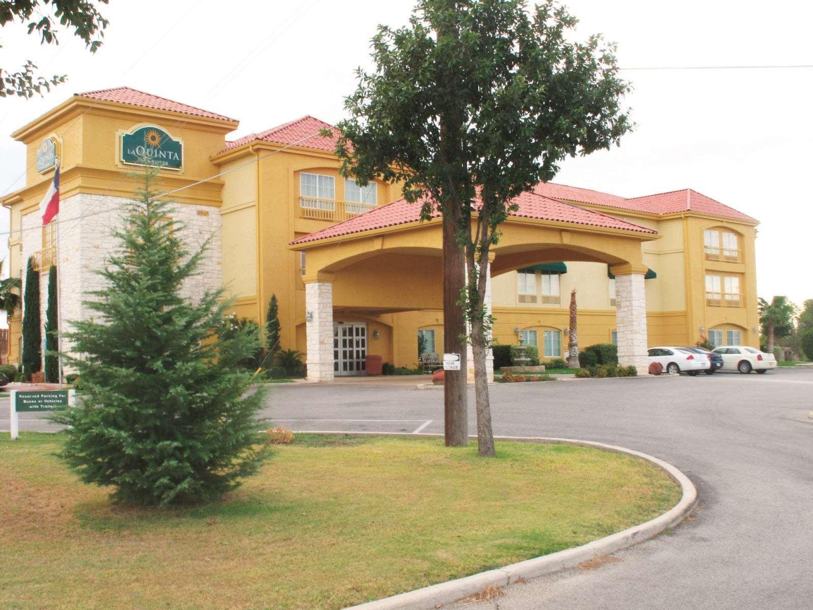 La Quinta By Wyndham Fredericksburg Hotel Ngoại thất bức ảnh