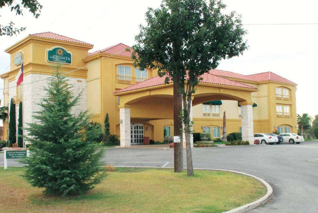 La Quinta By Wyndham Fredericksburg Hotel Ngoại thất bức ảnh
